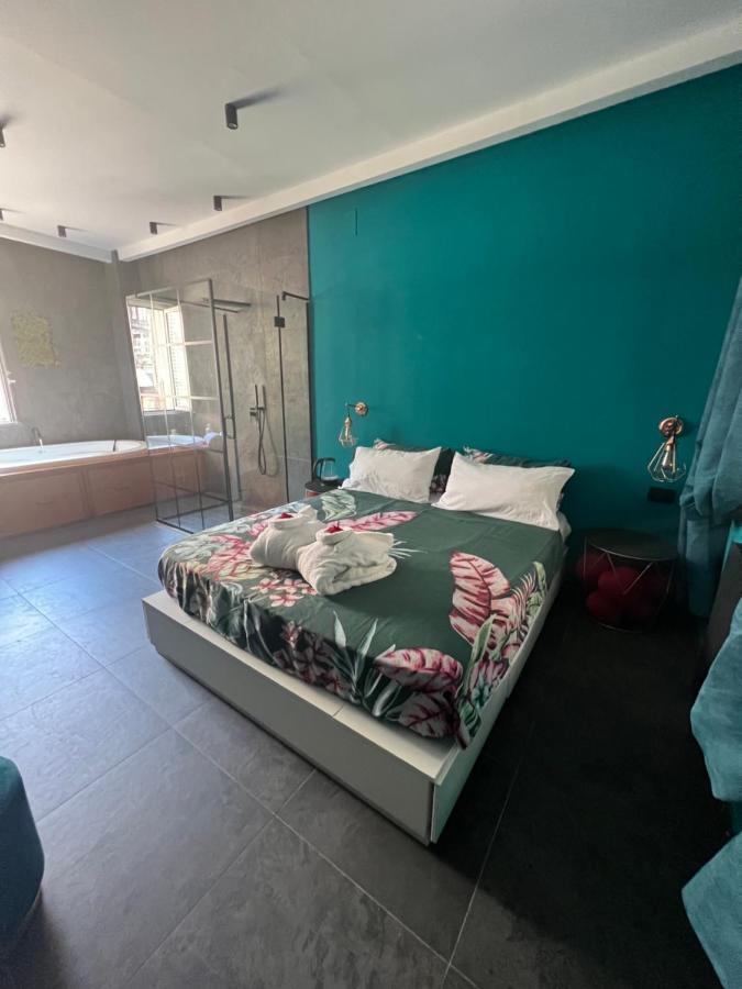 مبيت وإفطار نابولي Orlando Relais المظهر الخارجي الصورة